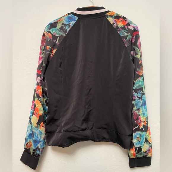 Mural Floral Bomber Jacket, Black Sz M - Picture 6 of 7